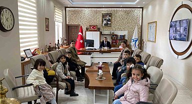 Arpaçay'da minik öğrenciler kurumları tanıyor