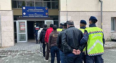Artvin'de göçmen kaçakçılığı operasyonu: 2 organizatör yakalandı
