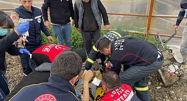 Ayağı çapa makinesine sıkışan şahıs itfaiye ekipleri tarafından kurtarıldı