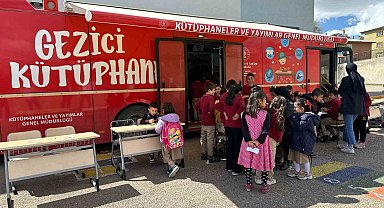 Aydıntepe'de Gezici Kütüphane öğrencilere tanıtıldı