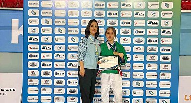 Ayşenaz Tosun, Gençler Avrupa şampiyonu oldu