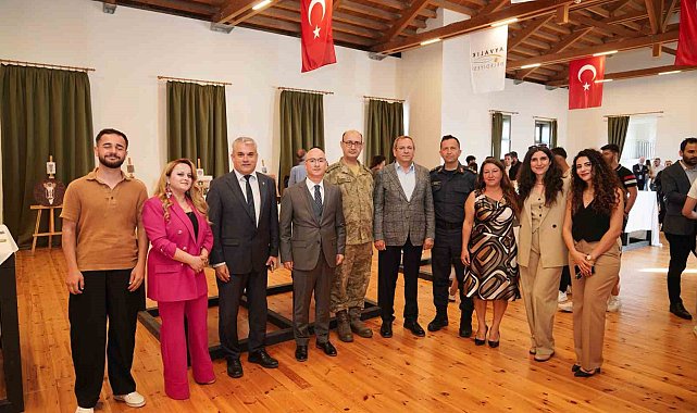 Ayvalık'ın hasat zamanını sergilediler