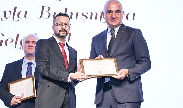Bakan Ersoy: "Bu eserler, geleceğimizin yolunu aydınlatan bir meşale"