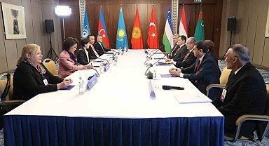 Bakan Memişoğlu: "TDT olarak ortak hareket etmeli, sağlıkta eşitliği sağlamak adına somut adımlar atmalıyız"