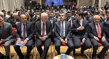 Bakan Tekin, "Türkiye'de Yaşamak" adlı deneme yarışmasının ödül töreninde konuştu