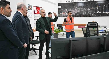 Bakan Uraloğlu, Bolu Dağı Bakım ve İşletme Şefliği'ni ziyaret etti