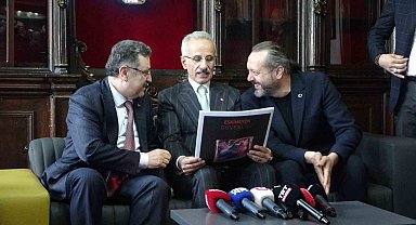 Bakan Uraloğlu, memleketi Trabzon'da bayramlaşma programlarına katıldı