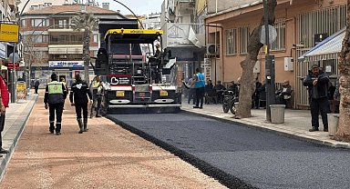 Balıkesir Erdek'te bozuk yol kalmayacak