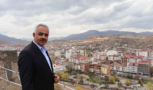 Başkan Çelebi: "Her şey Oltu için"