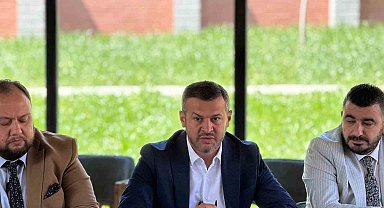 Başkan Çetinkaya: "Bir yandan borçları çeviriyorum bir yandan da yeni hizmetler üretiyorum"