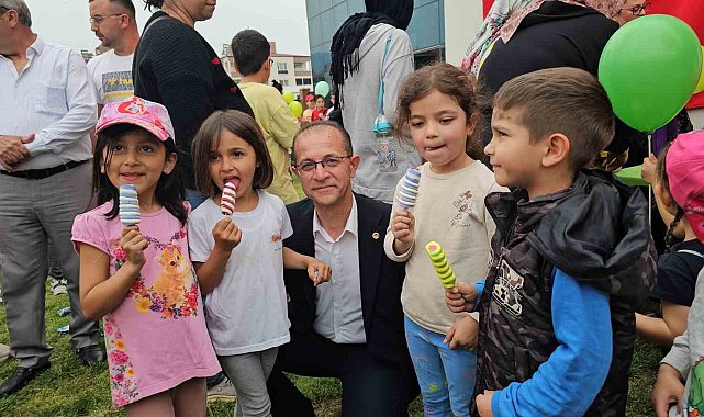 Başkan Doğanca'dan Kuyucaklı çocuklara 23 Nisan hediyesi