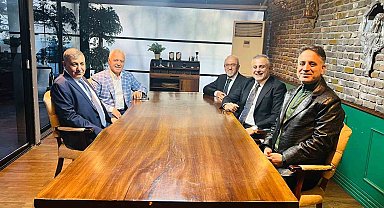 Başkan Dumandağ, iş insanları ve bürokratlarla bir araya geldi