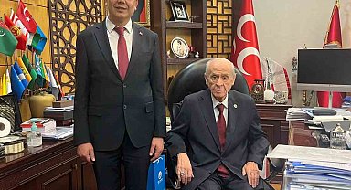 Başkan Durgut, MHP lideri Bahçeli'ye geçmiş olsun dileklerini sundu