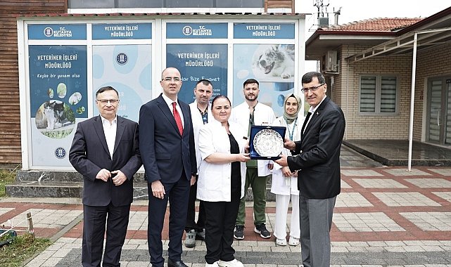Başkan Eyüp Kahveci, Dünya Veteriner Hekimler Günü'nü kutladı