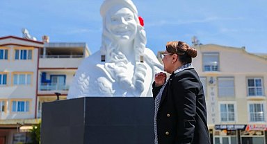 Başkan Gençay, Ayşenur Ezgi Eygi Parkı'ndaki çalışmaları yerinde inceledi