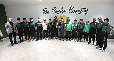 Başkan Hasan Kılca şampiyon sporcuları ağırladı