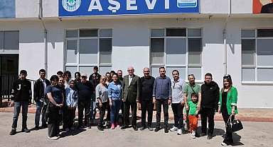 Başkan Kazım Kurt'tan aşevi ziyareti: "Zor zamanlarda dayanışma en büyük gücümüz"