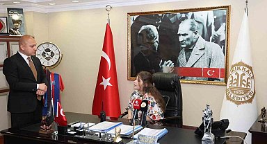 Başkan Önal, makamını 4. sınıf öğrencisine devretti