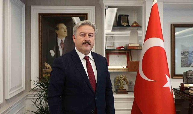 Başkan Palancıoğlu: "Hayatını alın teri ile kazanan işçi kardeşlerimizin 1 Mayıs Emek ve Dayanışma Günü kutlu olsun"