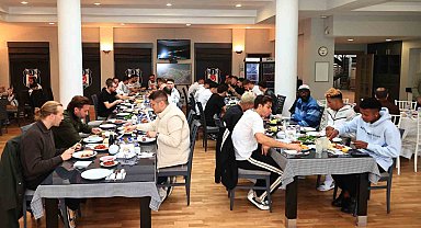 Başkan Serdal Adalı, takımla bayramlaştı