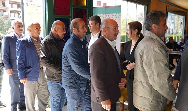 Başkan Tutdere, bayramlaşma töreninde vatandaşlarla buluştu