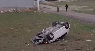 Batman'da iki otomobilin çarpıştığı kazada 2 kişi yaralandı