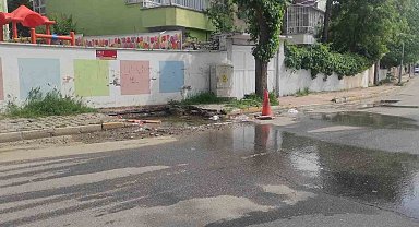 Batman'da su patlağı mahalleyi gölete çevirdi