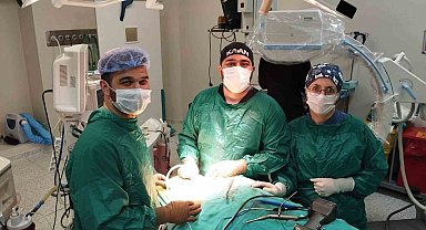 Bayburt Devlet Hastanesinde ilk kez C1-2 posterior stabilizasyon yapıldı