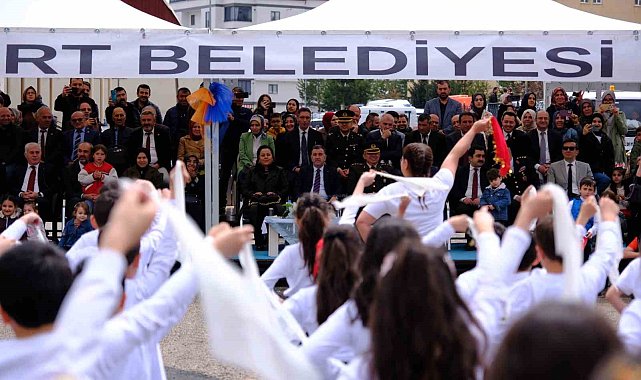 Bayburt'ta 23 Nisan Ulusal Egemenlik Çocuk Bayramı kutlandı
