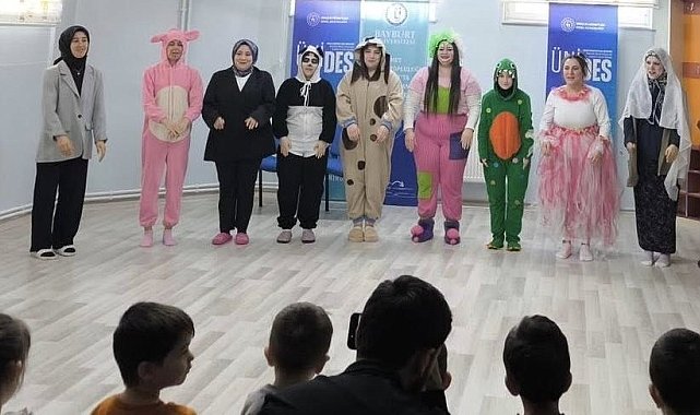 Bayburt'ta anaokulu öğrencilerine kitap sevgisi aşılandı