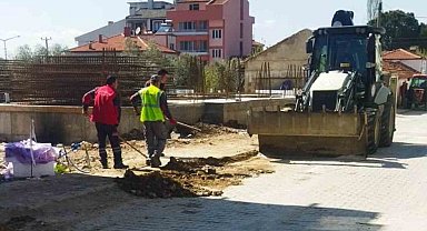 Bayır'da altyapı sonrası yol yenileme ve kaldırım tamirat çalışmaları sürüyor