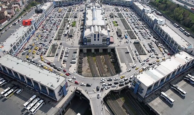 Bayram tatilinin ardından Büyük İstanbul Otogarı'nda yoğunluk yaşandı