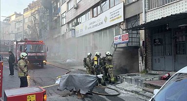 Bayrampaşa'da iplikçide korkutan yangın