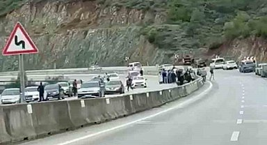 Beton bariyerlere çarpan motosiklet sürücüsü hayatını kaybetti