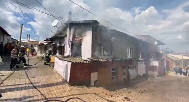 Biga'da ev yangını