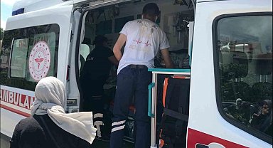 Bilecik'te otomobil çarptığı çocuk yaralandı