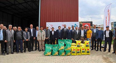 Bingöl'de çiftçilere yüzde 70 hibeli yem bitkisi tohumu dağıtıldı