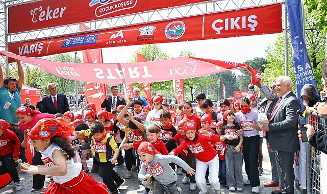 Binlerce çocuk 23 Nisan coşkusuyla koştu