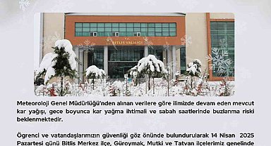 Bitlis'te eğitime kar engeli
