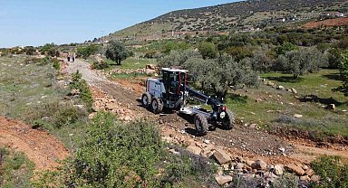 Bozdoğan'da arazi yolları bakıma alındı