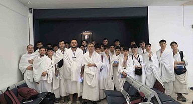 Bozkır'da hafızlık eğitimi tamamlayan 30 öğrenciye umre ziyareti ödülü