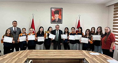 Bozüyük'te sporun yıldızları ödüllendirildi