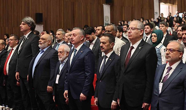 Bu sempozyumda savaşın dini, hukuki ve insani boyutları gözler önüne seriliyor