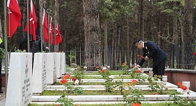 Burdur'da Polis Haftası dolayısıyla şehitlik ziyareti gerçekleştirildi