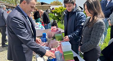 Burhaniye de Kaymakam Memiş tohum takasına katıldı