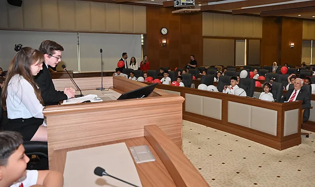 Bursa Büyükşehir Meclisi'nde söz çocukların... Bursa hayallerini paylaştılar