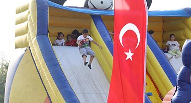 Bursa İnegöl'de renkli 23 Nisan
