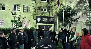 Bursa'da göçmen kaçakçılığı operasyonu: 2 şüpheli, 21 kaçak göçmen yakalandı