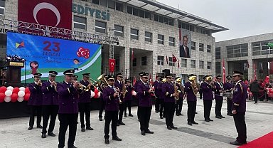 Bursa'da 23 Nisan coşkusu