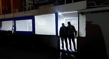 Büyükçekmece'de yol kesip aracı yumruklayan sürücü yakalandı